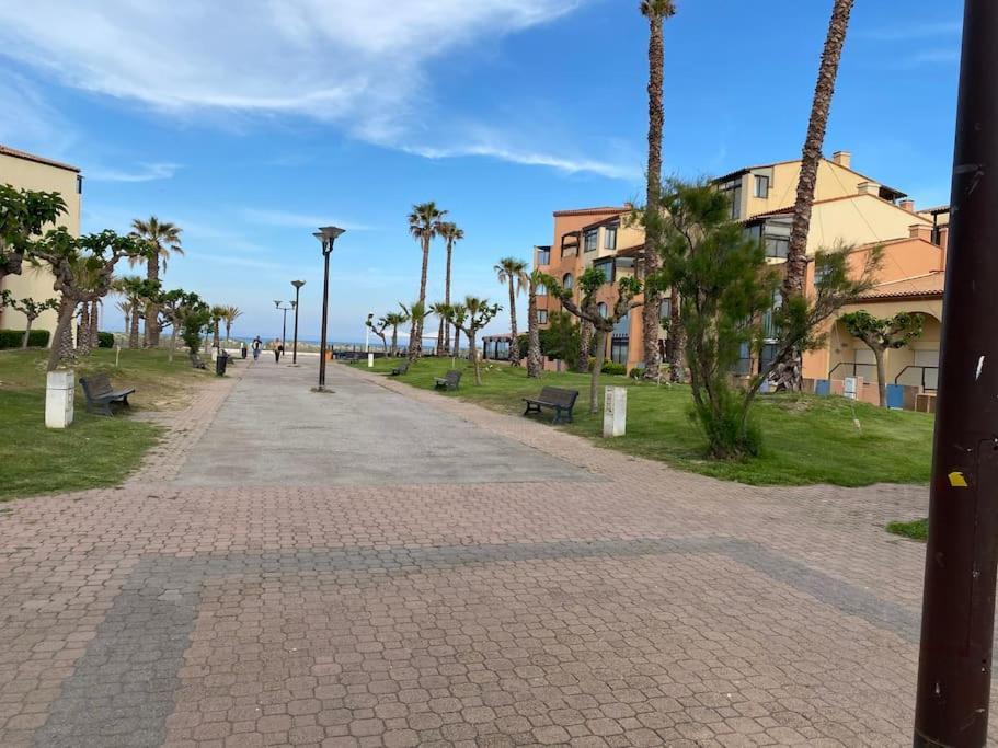 Appartement Renove A 150 M De La Plage Ле Баркарес Экстерьер фото